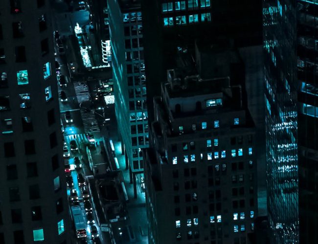 Disparidad de Valoración en Nueva York: Un Análisis de Mercados Privados y Públicos